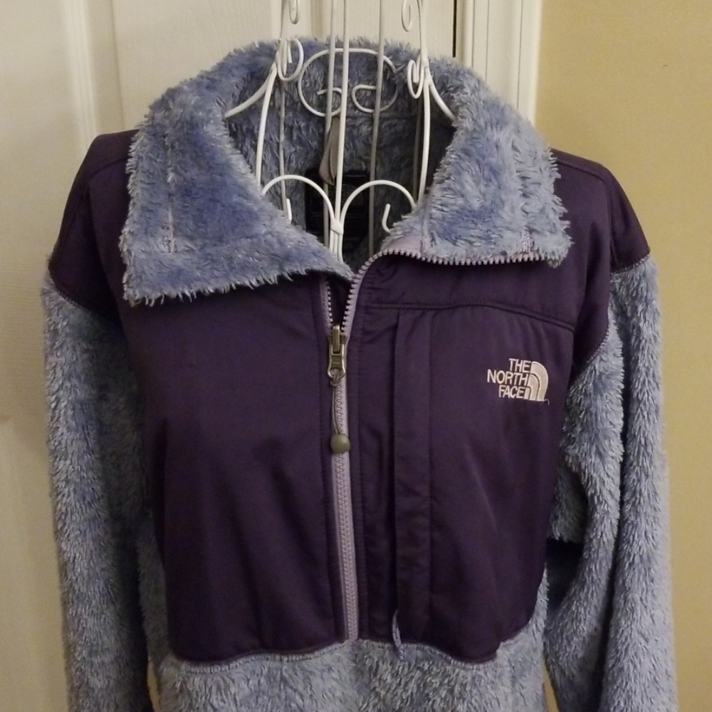 The North Face lavender/purple jacket - Picture 2 of 8